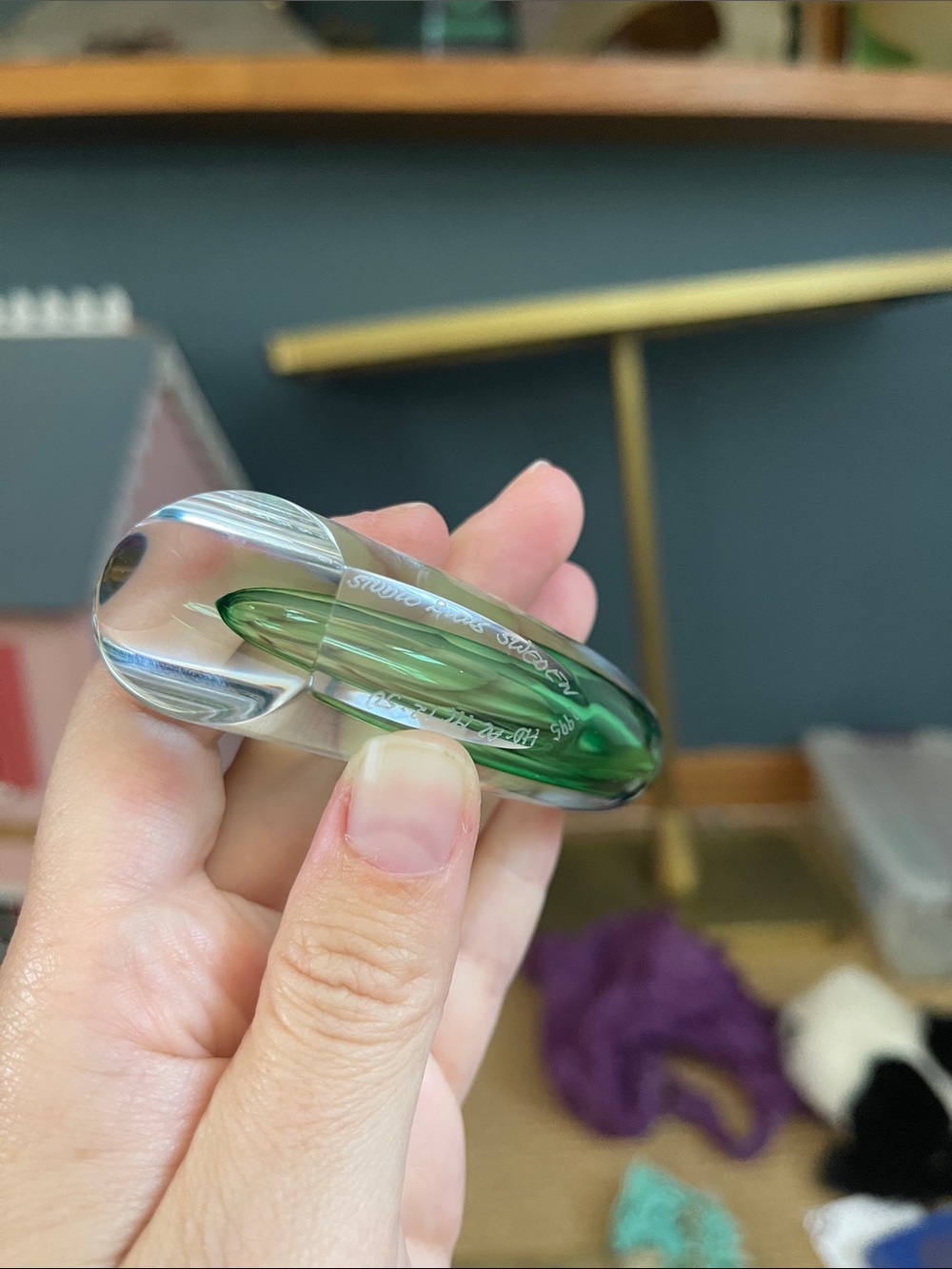 Handblown Green Glass modern whale handblown - Picture 4 of 4